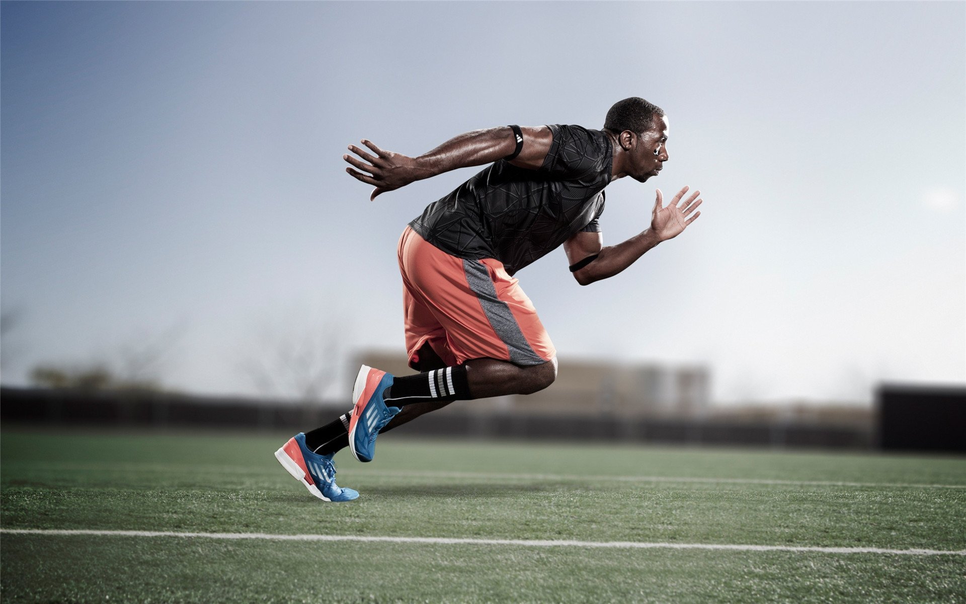 mk体育赛事资讯-快船后场组合配合日趋默契受到高度评价，快船赛后